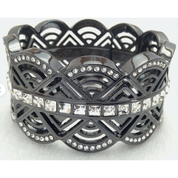 Lia Sofia Jewelry - Lia Sofia Cinched Black Gunmetal with crystals bracelet